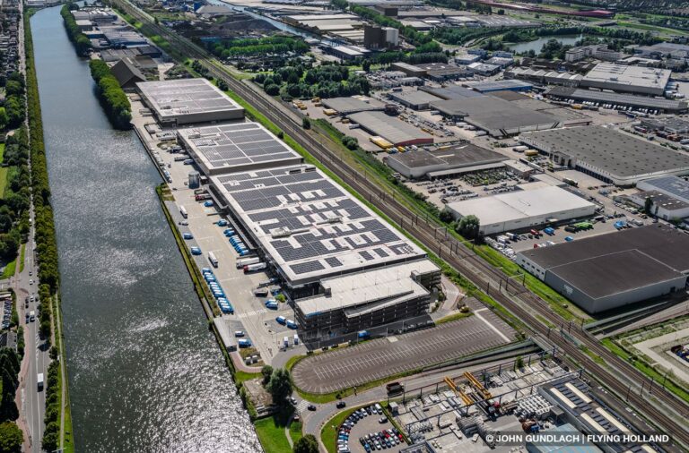 Sunrock Sunrock and intospace deliver a successful solar energy project in Utrecht