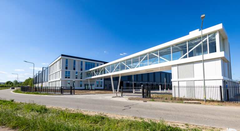 BREEAM Excellent completion certificate MST02